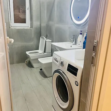 Apartment Senri *